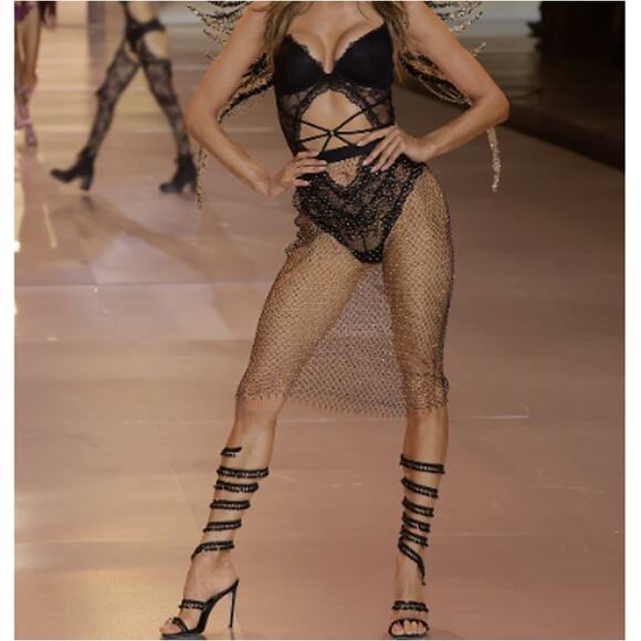 Victoria's Secret Rose Lace Strappy Teddy Bodysuit Size XS - Picture 11 of 11